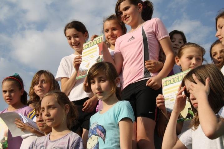 I. korcsoport (2003-2004) Lányok I. hely Fiúk I.