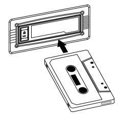 Kapcsolódás MP3 zeneszámok lejátszása USB-ről vagy memóriakártyáról A készülék képes az összes, USB porton kapcsolódó tárolón, illetve memóriakártyán tárolt MP3 fájl dekódolására és lejátszására. 1.
