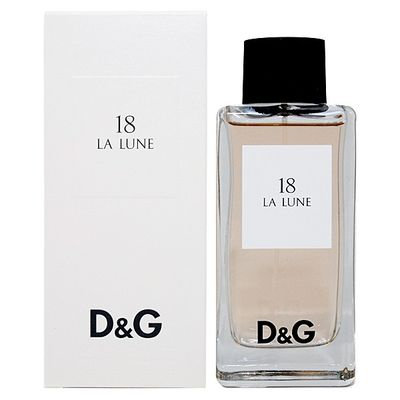 10.1.1. Parfüm A parfüm tömény, folyékony illatszer, gyakorlatilag a parfümör fantáziájának szülötte. Növények illóolajának keverékéből, illatos vegyületekből áll.