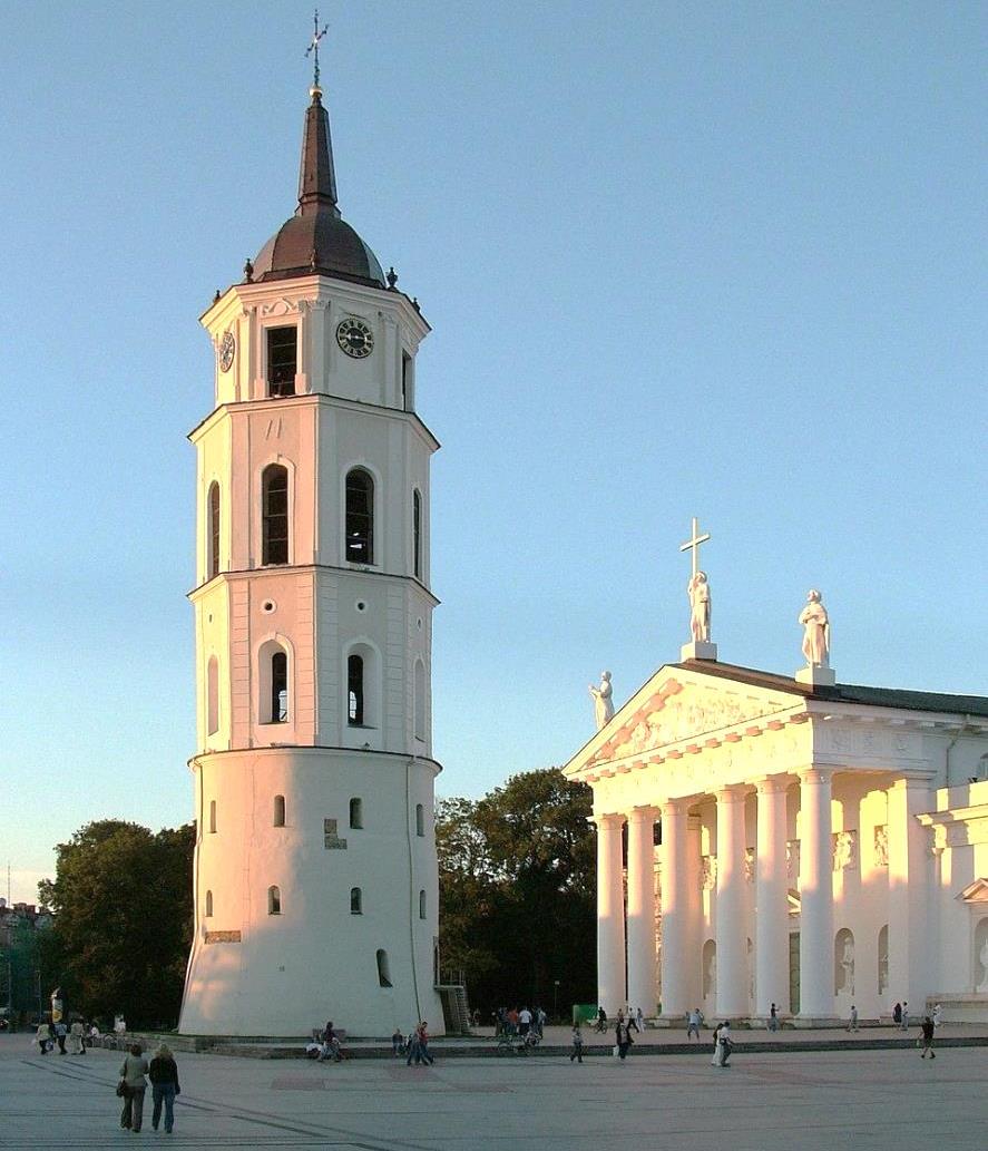 Kaunas litván jellegét tisztábban őrzi, mint a többi város.