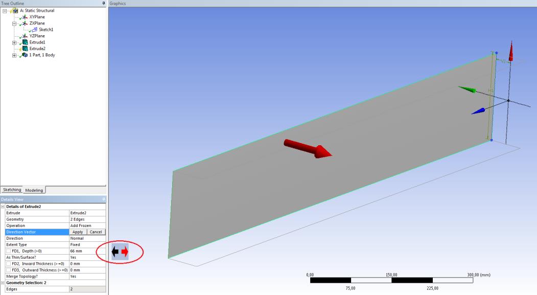 Az illusztráció szerinti nézet esetén a z tengelytől mért távolság a vertical (V), a vonal hossza a horizontal (H). Legyen szimmetrikus az x tengelyre a vonal: Constraints, Symmetry.