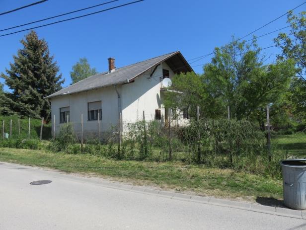 HE é 10 Fenyves u 1 1198 nem javasolt!