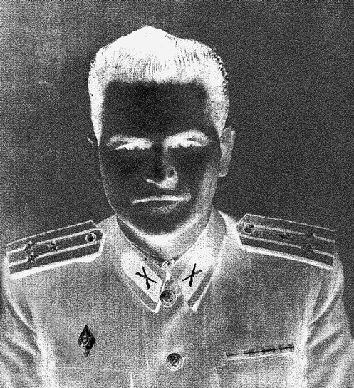 MÁRTON ANDRÁS ny. altábornagy 1924. június 20-án született Sarkadon.