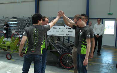 felvételi tájékoztató 2015/16 Csapataink a pneumobil versenyen A Betakarítók csapat építette a legjobb kombájnt A KEFO