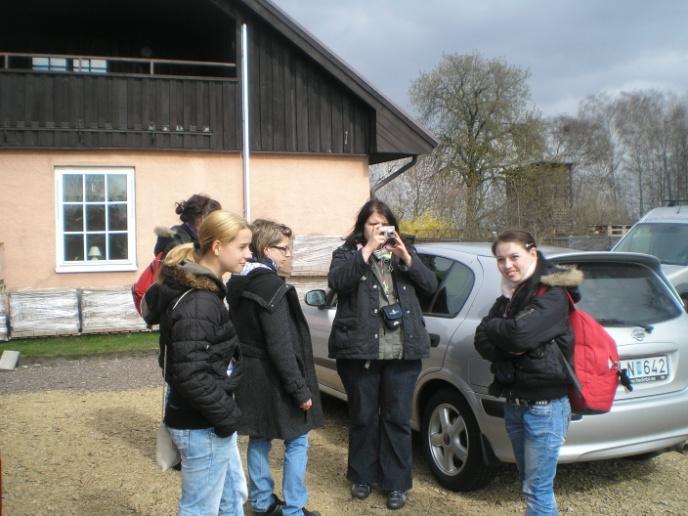 Fazekas Dániel Szakiskolai mobilitási program Svédország 1. nap 2010. 04. 23. péntek Reggel 10-kor a Ferihegy 1 Termináljában találkoztunk, 12-kor pedig felszállt a gépünk.