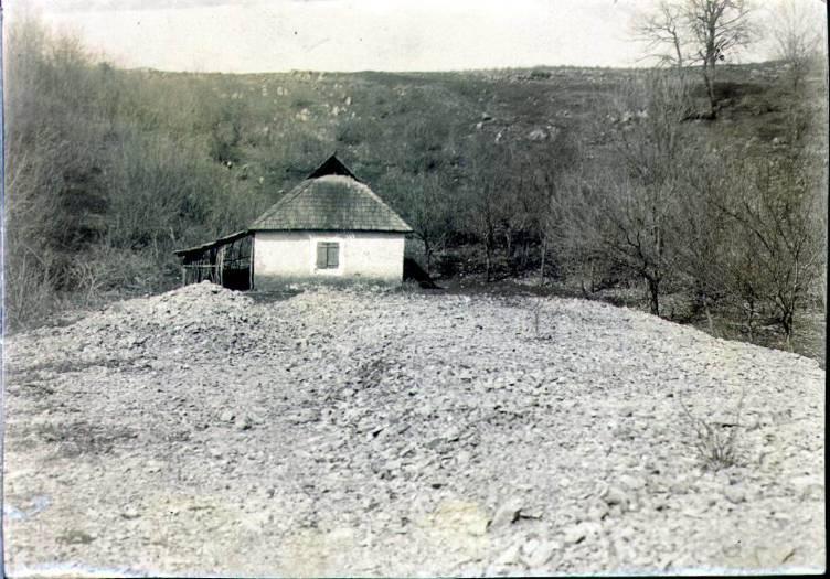 A Baradla Vörös-tó Jósvafő szakaszának felújításáról - Székely Kinga - A Baradla főágának 1825-ben történt feltárását követően az új barlang látogatását nemcsak a Vaskapu néha évekig tartó