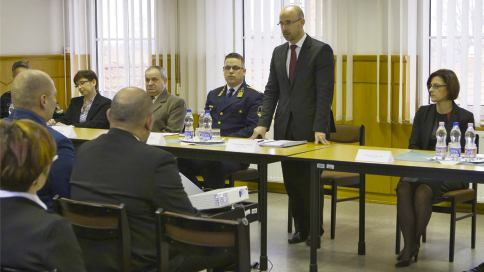 4 A 2016os költségvetésben mindösszesen 23 400 000 Ftot szavazott szervezetek támogatására. Megyei önkormányzat folyamatosan biztosít a különféle sport és egyéb egyesületek számára.