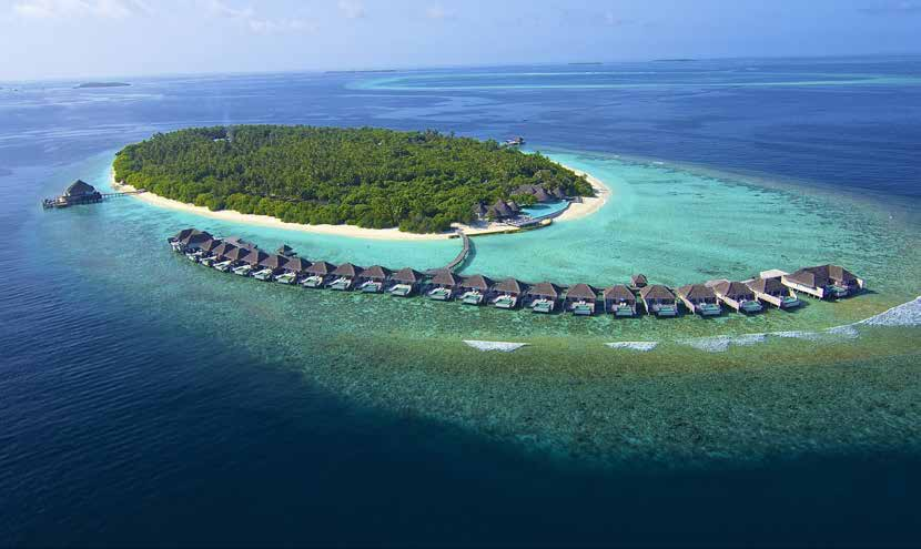 DUSIT THANI Szálloda: a UNESCO bioszférarezervátumként számon tartott Baa Atollban található ötcsillagos szálloda igazi paradicsom a vízivilág kedvelői számára. Kb.