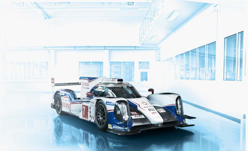 Toyota hybrid modellek a 24 órás Le Mans-i versenyen A 24 órás Le Mans-i rendezvény egy 24 órán át tartó autóverseny, ahol az a cél, hogy az adott időtartamban a lehető legtöbb kört tegyék meg.