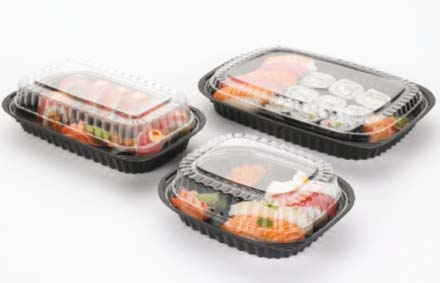 SushiLine - Dobozok sushi csomagoláshoz A Plus Pack elegáns sushi tálcák széles kínálatát nyújtja, amelyek kiváló termékmegjelenést biztosítanak a gyorséttermekben, csemegepultokon, éttermekben és