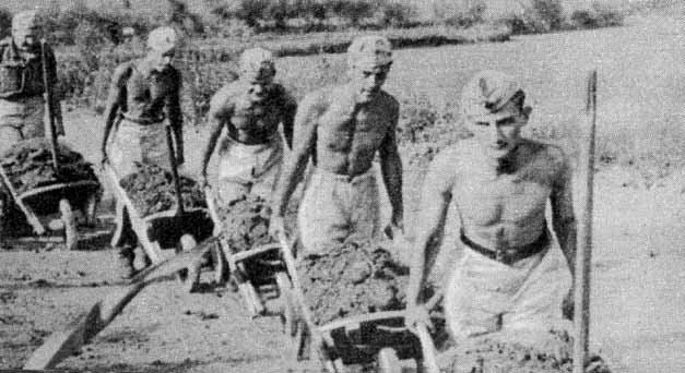 Önkéntes egyetemisták segédkeztek 1941-ben a sporttelep