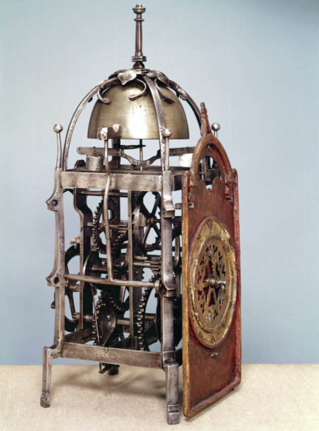 16. századi óra Az órák a 16. században újdonságnak számítottak.