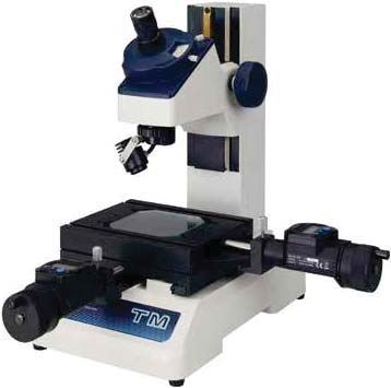 TM mérőmikroszkóp B sorozat Az új generációs kompakt TM mérőmikroszkóp sorozat jól alkalmazható a hosszméretek és szögek mérésére.