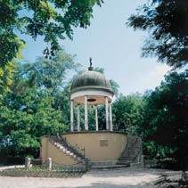 2004. március BMF HÍRLEVÉL V. évfolyam 3. szám 7.