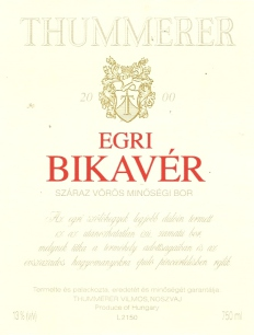 Vörösborok Red Wines Merlot Takler Pincészet, Szekszárd Rotweine Mély rubin szín, lendületes, érett gyümölcsökkel teli illat jellemzi.