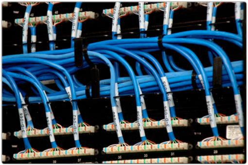 A kábelszabványok az összes kábeltípushoz és hálózati technológiához meghatározzák az áthidalható maximális távolságot.