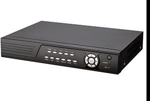 Kamerarendszerek Kamerák: Analóg:koax kábel, alacsony késleltetés az IP kamerákhoz képest, több kábel IP: UTP/Wifi, PoE esetén 1 kábel, 5-6 MP-ig elérhető Különböző kiszerelés (kül-, beltéri)