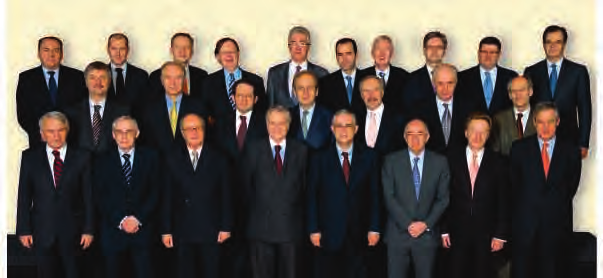 1.4 Az Általános Tanács Az Általános Tanács az EKB elnökéből és alelnökéből, valamint a 27 EU-tagállam NKB-inak elnökeiből áll.