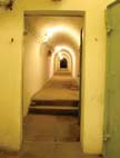 Erlebnisse und Spezialitäten Avventure e specialità 45 HOSPITAL IN THE ROCK EN Secret Hospital and Nuclear Bunker beneath the Buda Castle.