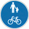 21. Széchenyi tér Szegedi utca körforgalom Megállapítások: A kereszteződésben 80 db közlekedési jelzőtábla került kihelyezésre. A 1. képen a kerékpáros veszélyt jelző táblát a fa lombozata takarja.
