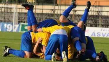 Mitrovics, Sándor, Elek (Polonkai.), Evandro, Alves (Nikolics 7.) Pécs: Dibusz Horváth (Wittrédi.), Simonfalvi, Scepanovic, Todorovic, Pintér, Lantos, Causic, Nagy, Törtei (Marovic.), Bajzát (Gyánó.