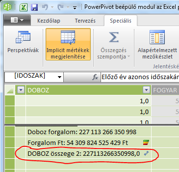 Magyarul: Ha egy oszlopot behúzunk a Pivot tábla érték mezőjébe, akkor a PowerPivot a háttérben létrehoz egy SUM szerint felösszegző számított mezőt és azt mutatja meg a felhasználóknak.