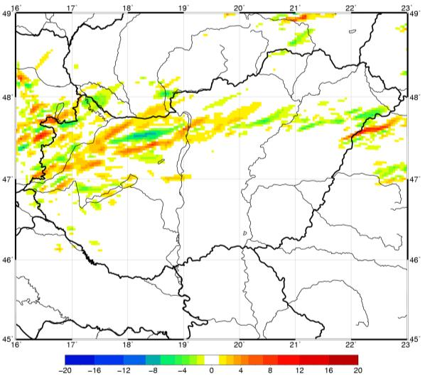 ábrán jól kivehető, mivel a keleti országrészen a referenciafuttatáshoz képest kialakultak csapadékos