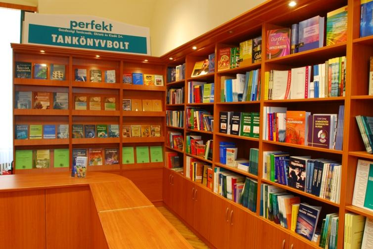 Kiadói üzletág bemutatása A Perfekt piacvezető a pénzügyi-számviteli könyvek kiadásában. Több mint 200.