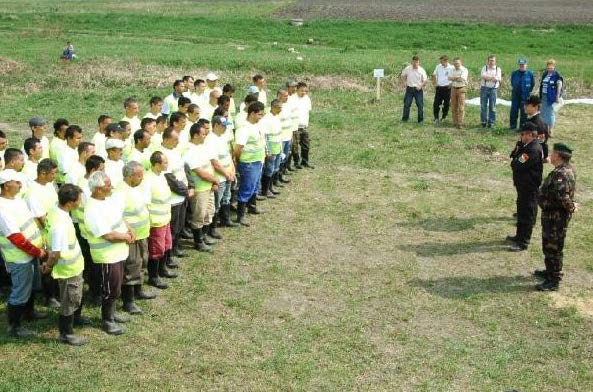 A polgári védelmi szervezetek létrehozása és felkészítése,