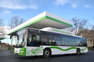 Forgalomba álltak az új CNG autóbuszok Miskolcon Az MVK Zrt.