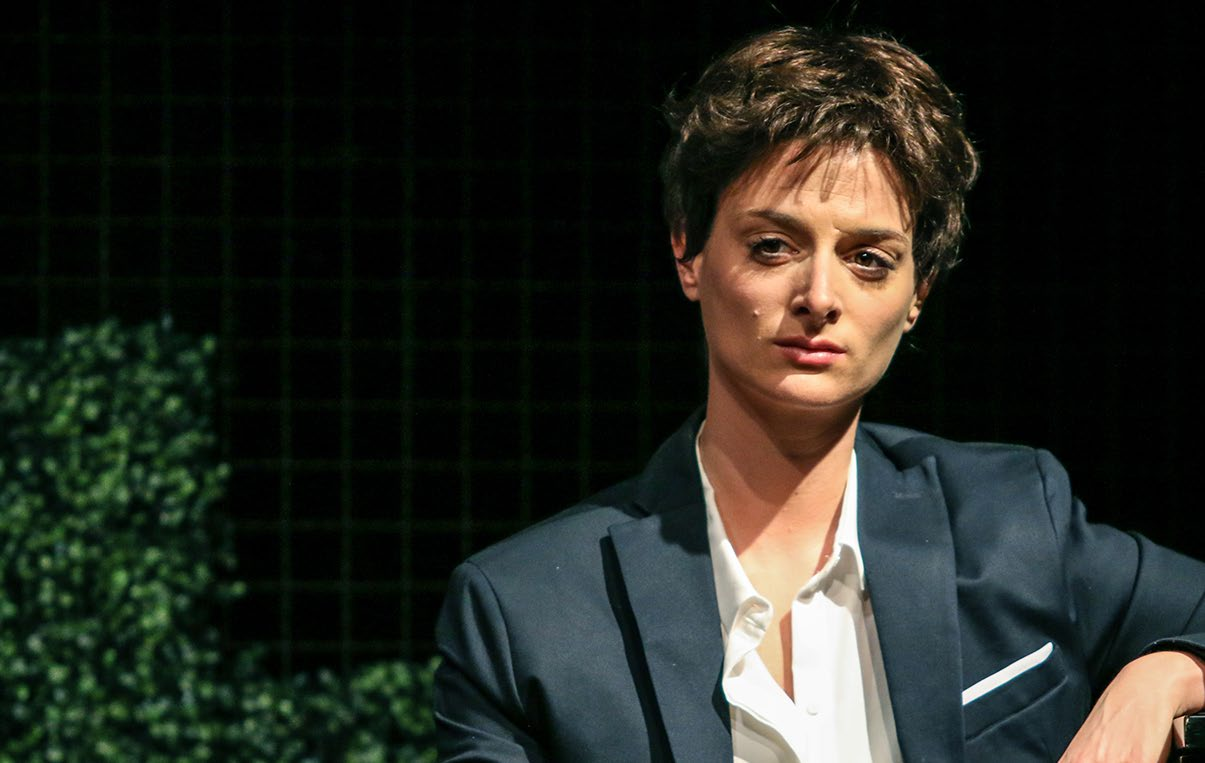 JORDÁN ADÉL Nevetek és sírok is egy próba alatt; szerintem a