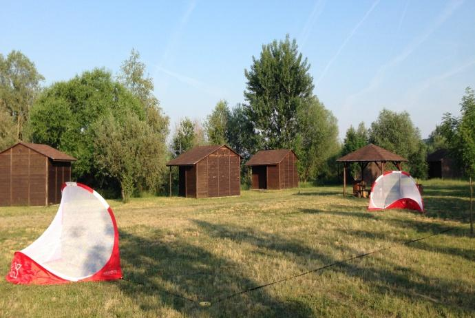 STRAND RÖPLABDA HASZNÁLAT (Háló+labda biztosított) Bajnokság finomhomokos a szabvány szerinti 50 cm mély 16 x 8 m pályán!