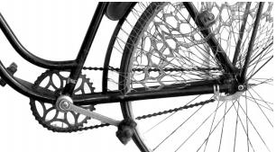 11. tétel Egy kerékpár első fogaskerekén 30 fog található, a hátsón 10. A kerekek kerülete 2 méter. Hányat kell tekerni, hogy a kerékpár megtegyen 100 métert?