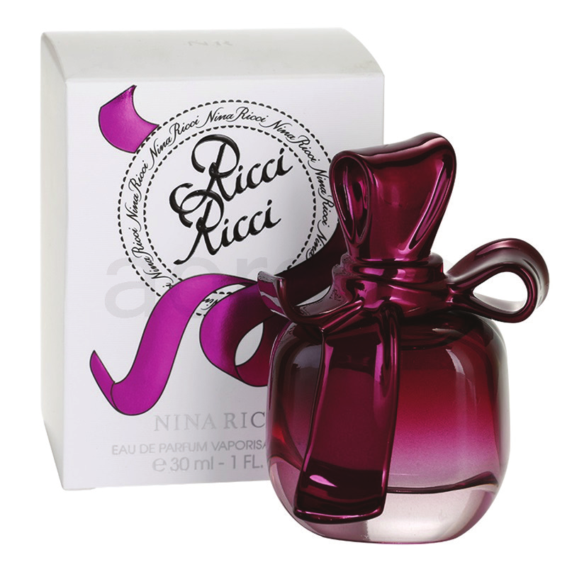 Nina Ricci - A Nina Ricci divatház 1932-ben jött létre a divat Mekkájában - Párizsban. A Nina Ricci márka alapítója Maria Nina Ricci, és fia Robert Ricci volt.