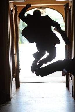 hanem a cég irányítása és fejlesztése kösse le. Ehhez pedig olyan tanácsadókra és megbízható szakemberekre van szükség, akik támogatják őt ebben a munkában.