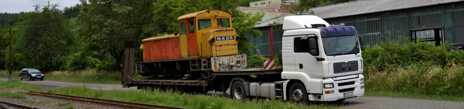 Nosztalgia Mit hozott még 2015? Ahogy a fenti kép is mutatja, visszaérkezet Szilvásváradról az Mk48 2018-a pályaszámú mozdony.