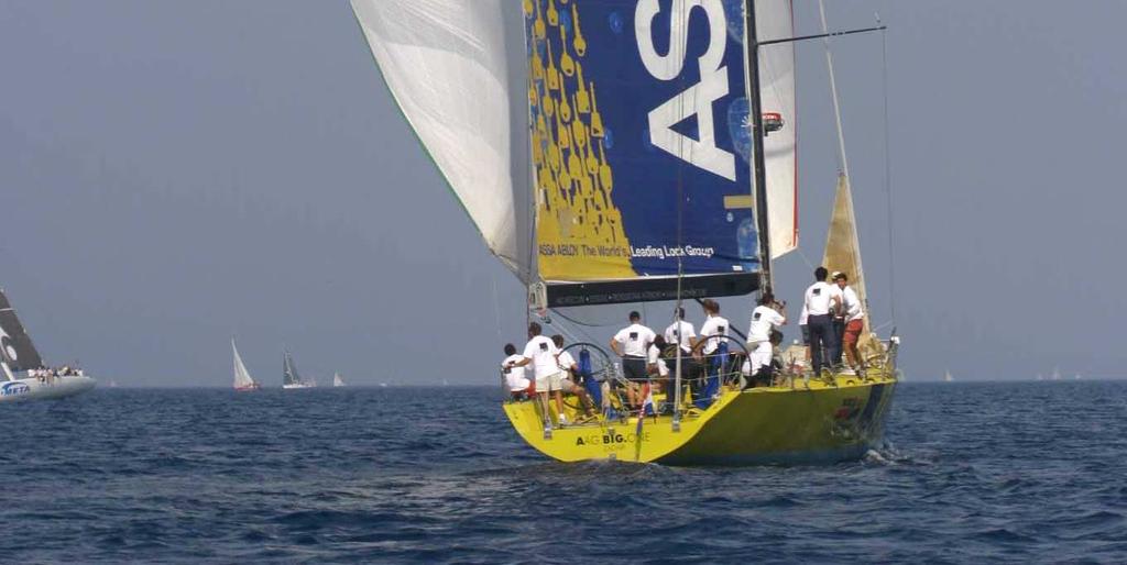 ROUND THE GOTLAND RACE (2004 július) 5. helyezés (300 résztvevıbıl) Hajóosztály: VO 60 3. COWES WEEK (2004 augusztus) 21. helyezés (1000 résztvevıbıl) Hajóosztály: IRC 4. Mrduja (2004 október) 2.