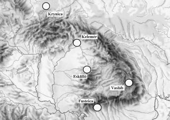 alkalmi vándorló és megtalálható úgy barlangi (főképp Dél- és Közép-Európában), mint mesterséges (főleg Észak-Európában) élőhelyeken (épületek, stb.). Keleti elterjedésének határa Európában a Keleti- Kárpátok vonalán található, ettől keletebbre már csak a M.