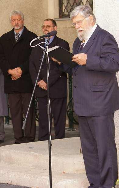 Navracsics Tibor miniszterelnök-helyettes, közigazgatási és igazságügyi miniszter valamint Lasztovicza Jenő