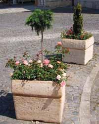 PLANTERS AND TROUGHS