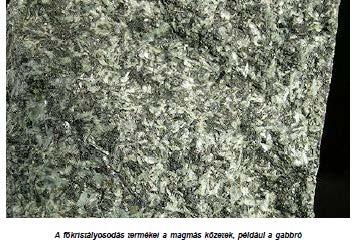 Ásványok keletkezése 1. Magmás ásványképződés magmából kikristályosodott ásványok: nagy hőmérsékleten és nyomáson képződnek.