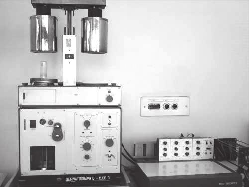 titrálás (Isothermal Titration Calorimetry, ITC) alkalmas az oldatban jelentkező molekulák közötti kölcsönhatások termodinamikai paramétereinek meghatározására.