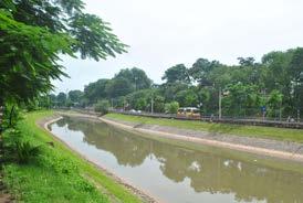 Tolichra vonatkozóan 2009 szeptemberében fogadták el a Định hướng cải tạo, nâng cấp sông Tô Lịch, thí điểm biện pháp thu gom, sủ lý nước thải (A Tolich folyó felújítása és