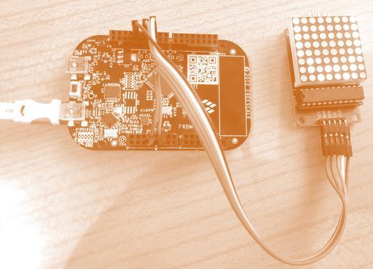 Mintaprogramok Program8_1: SPI0