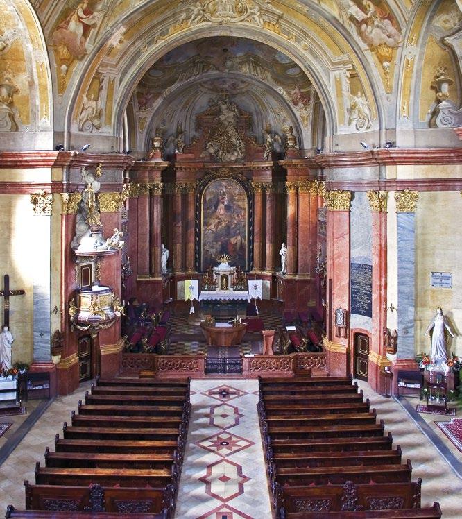 Ciszterci templom sekrestye Szent Imre templom Székesfehérvári Egyházmegyei Múzeum Ciszterci templom főoltár Koronázó Bazilika Romkertje Nemzeti Emlékhely Az egykori Nagyboldogasszony prépostsági