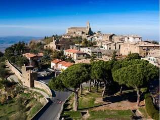 Madonna di San Biagio templom Montalcino A viharos történelemmel és festői