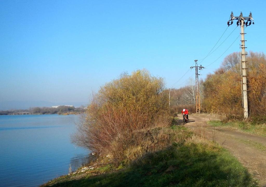 Nové cyklistické komunikácie vybudoval vo svojom území Mikroregión Hornád, foto z úseku Gyňov Trstené pri Hornáde.