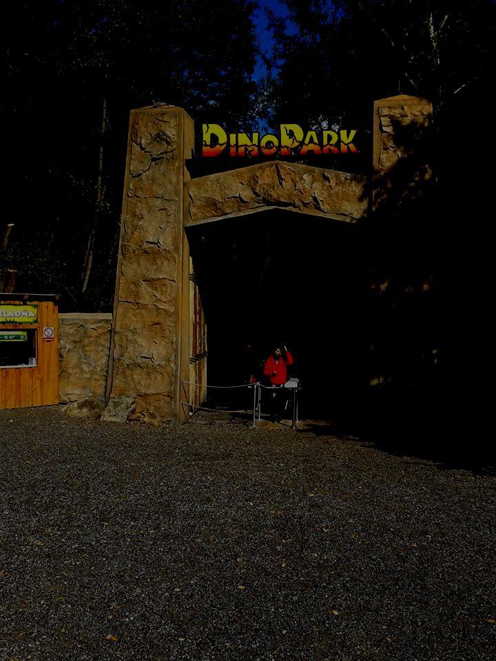 Szabadnap 2013.szeptember 29, vasárnap Kulturális program: Ellátogattunk a vadasparkba, ahol dínópark is található.