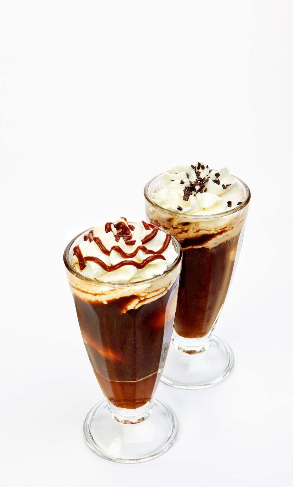 Vanilleeis, Kaffee, Sahne, Schokoladenstreusel Csokoládé shake (3)... 2190 Chocolate Shake / Schokolade Shake Karamellás jeges kávé (5).