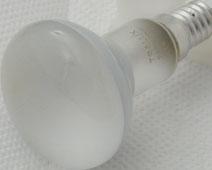 Egyéb fényforrások VIÁGÍTÁSTECNIKA Reflektorlámpák =100 g 0 mg TR-R50-E14-25-F TR-R50-E14-25 25 E14 1.000 h >2.